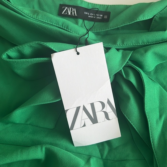 Zara Women’s Green Skort Brand New with tag - Picture 3 of 4